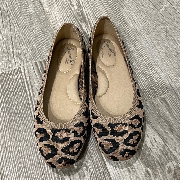 Animal Print Flats - Picture 1 of 6